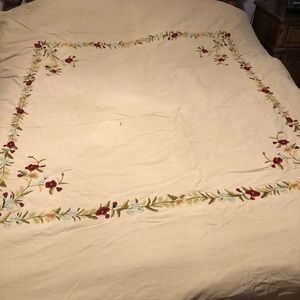 LOOKING FOR THE SAME POTTERY BARN DUVET